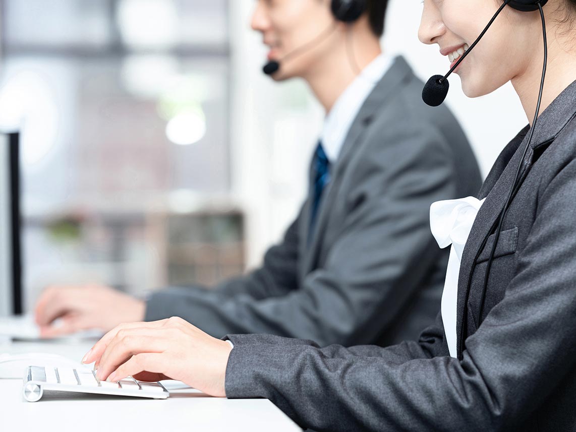 7 * 24-hour online customer service